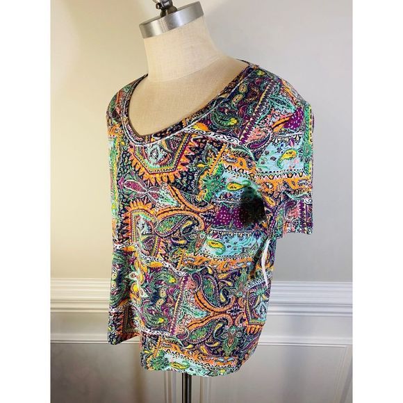 STUNNING! Ladies PATCH BATIK pullover top(90) - Picture 7 of 10